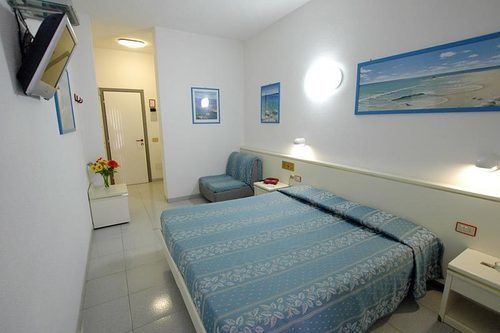 פורטופראיו Hotel Crystal מראה חיצוני תמונה