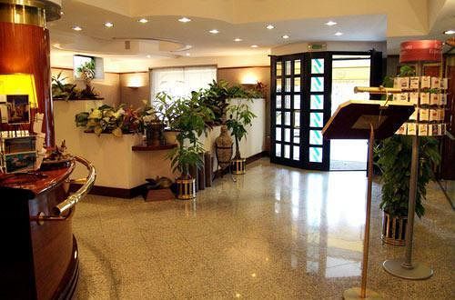 פורטופראיו Hotel Crystal מראה חיצוני תמונה